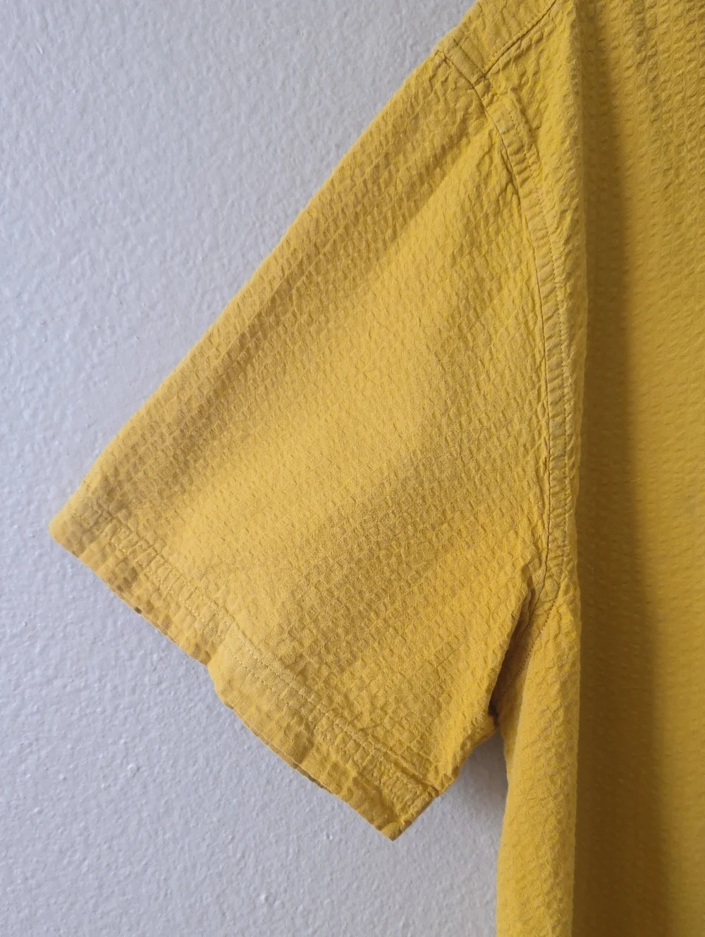 Banana Republic Mens XL Mustard Yellow Seersucker Cotton Button Front Shirt